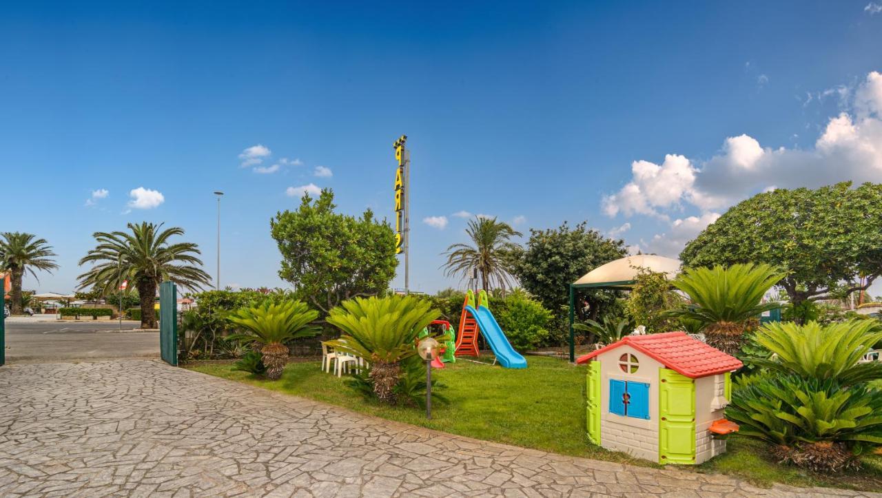 Hotel Paris Lido di Camaiore Extérieur photo
