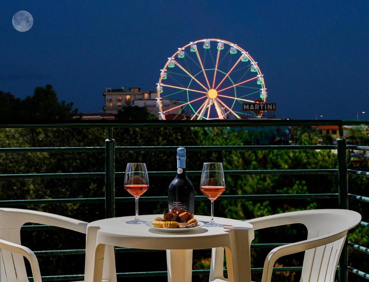 Hotel Paris Lido di Camaiore Extérieur photo